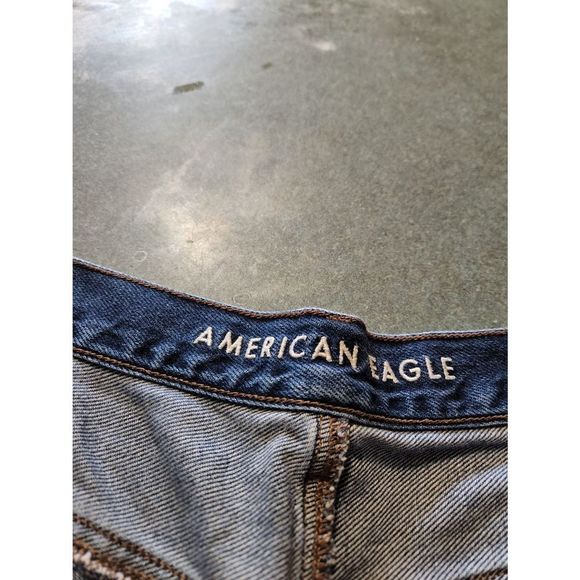 American Eagle high rise girlfriend jeans sz 18L - Picture 3 of 5